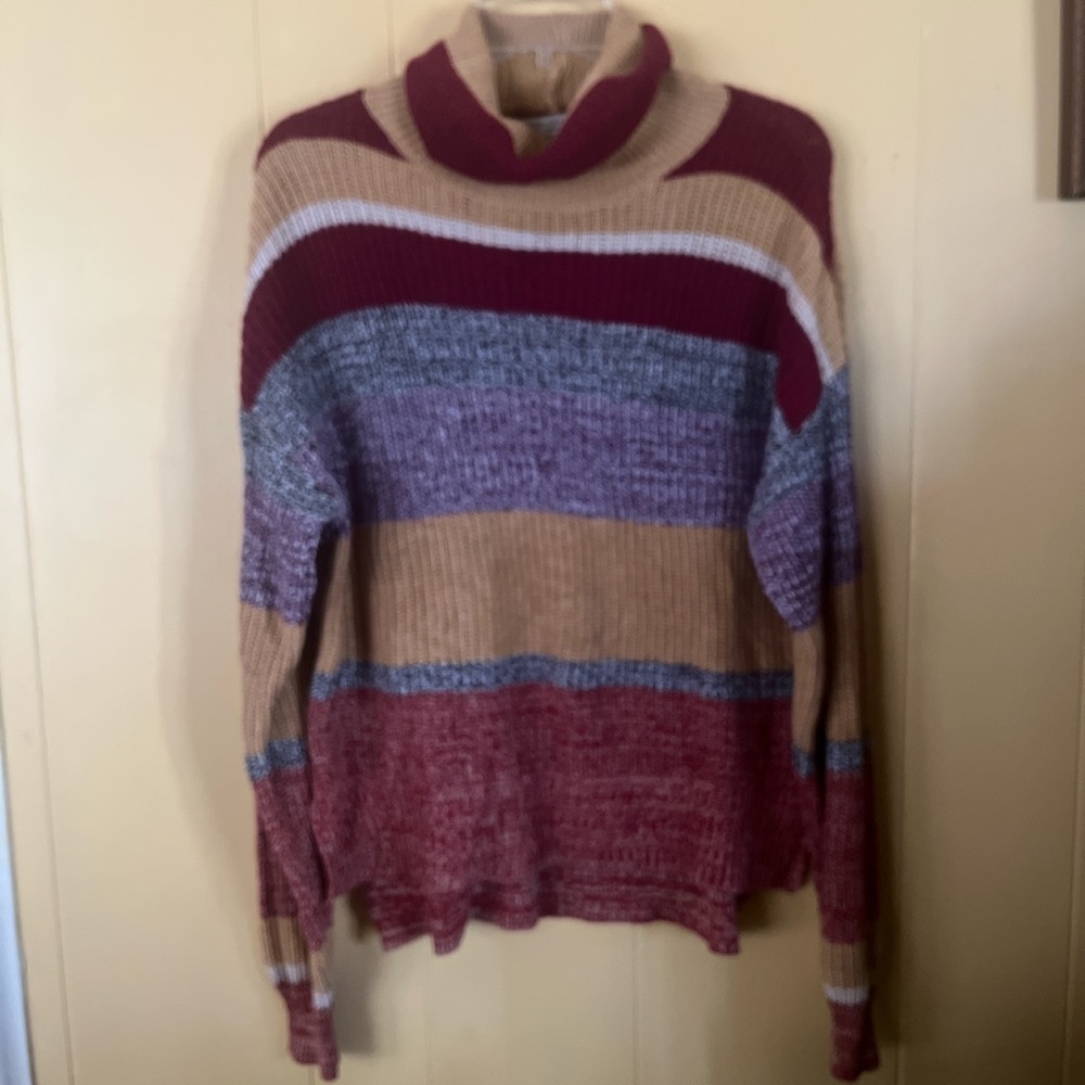 Urban Outfitters Cowl Neck Sweater Size Small